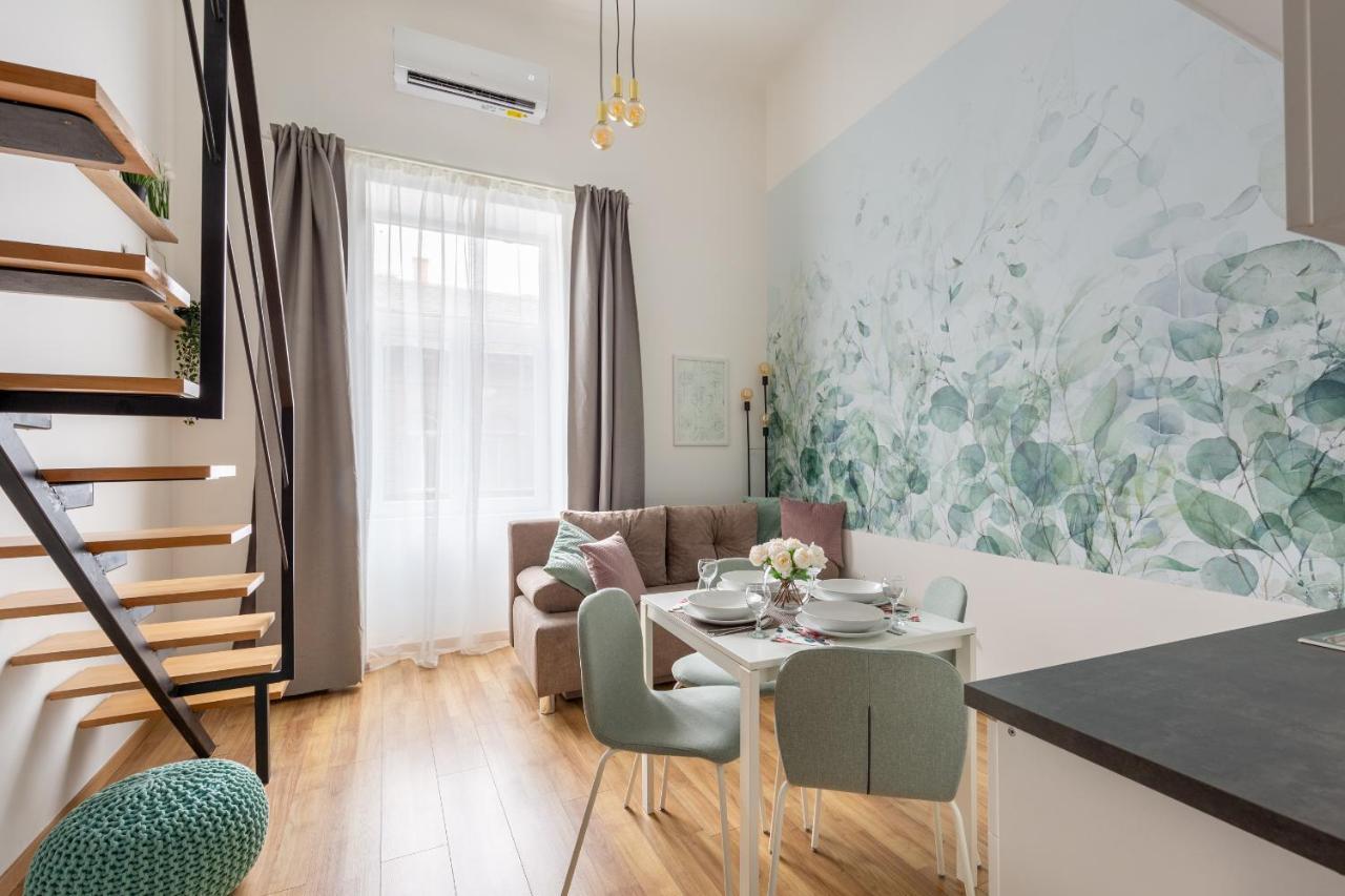 Budapest Holidays Cosy Exterior photo